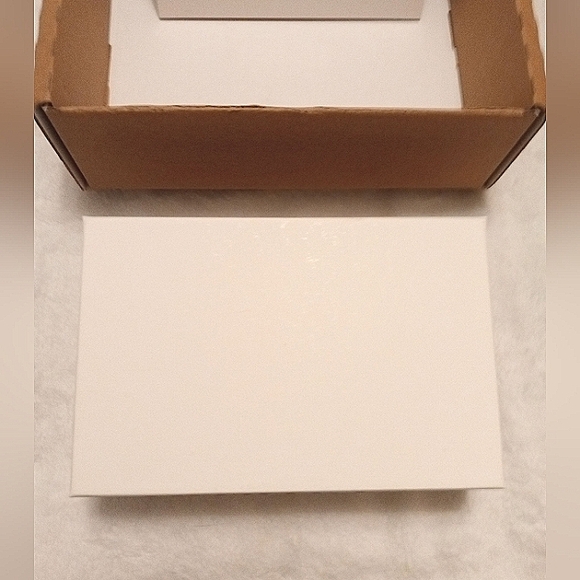 New Christian Dior Gift Box, Gift Card Envelope, Cloth Dior Gift Bag - Picture 5 of 6